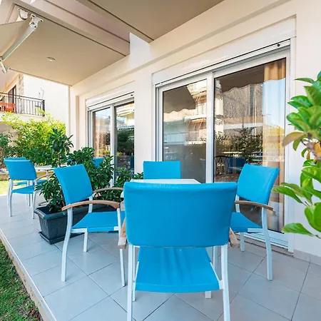 Vicky パラリア・ディオニショウ