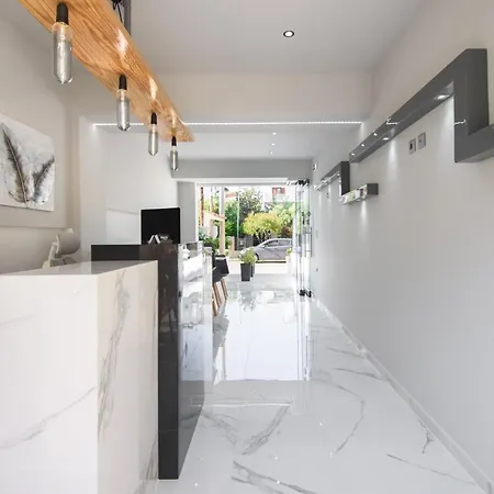 Vicky * パラリア・ディオニショウ