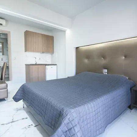 Vicky パラリア・ディオニショウ