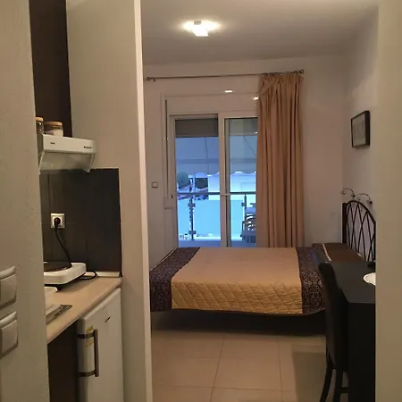 Vicky * Paralia Dionysiou