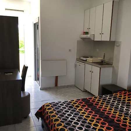 Vicky باراليا ديونيسيو