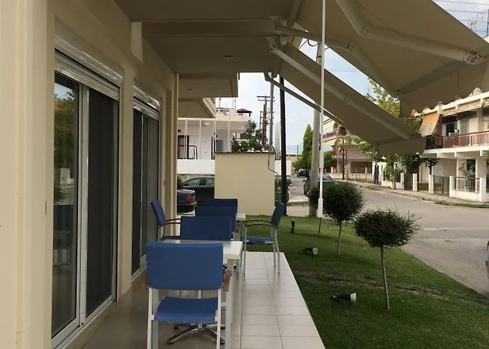 Vicky * Paralia Dionysiou